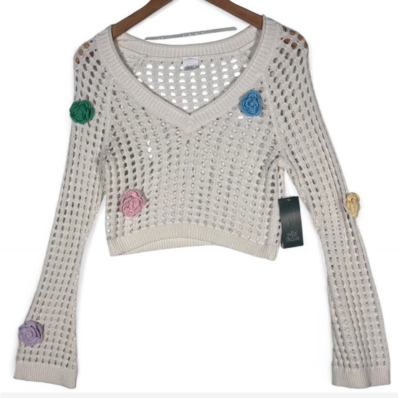 wild fable Sweaters - Wild Fable Cropped Open Knit Sweater w Floral Appliqués XS NWT